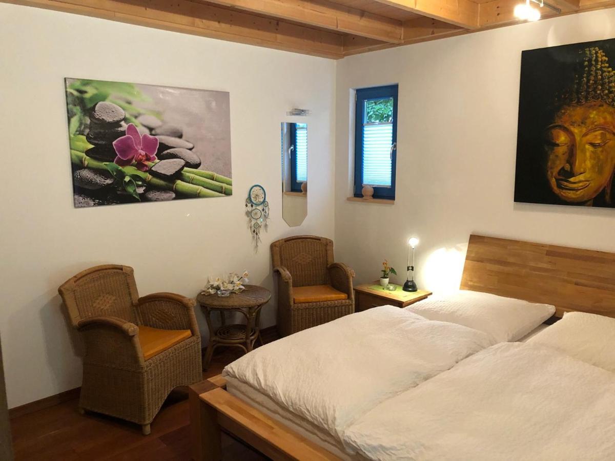 Bio-Ferienhaus-Eifel Rott  Extérieur photo